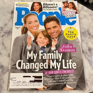 People Magazine - August 23 2021 - John Stamos - Rihanna full house fuller house